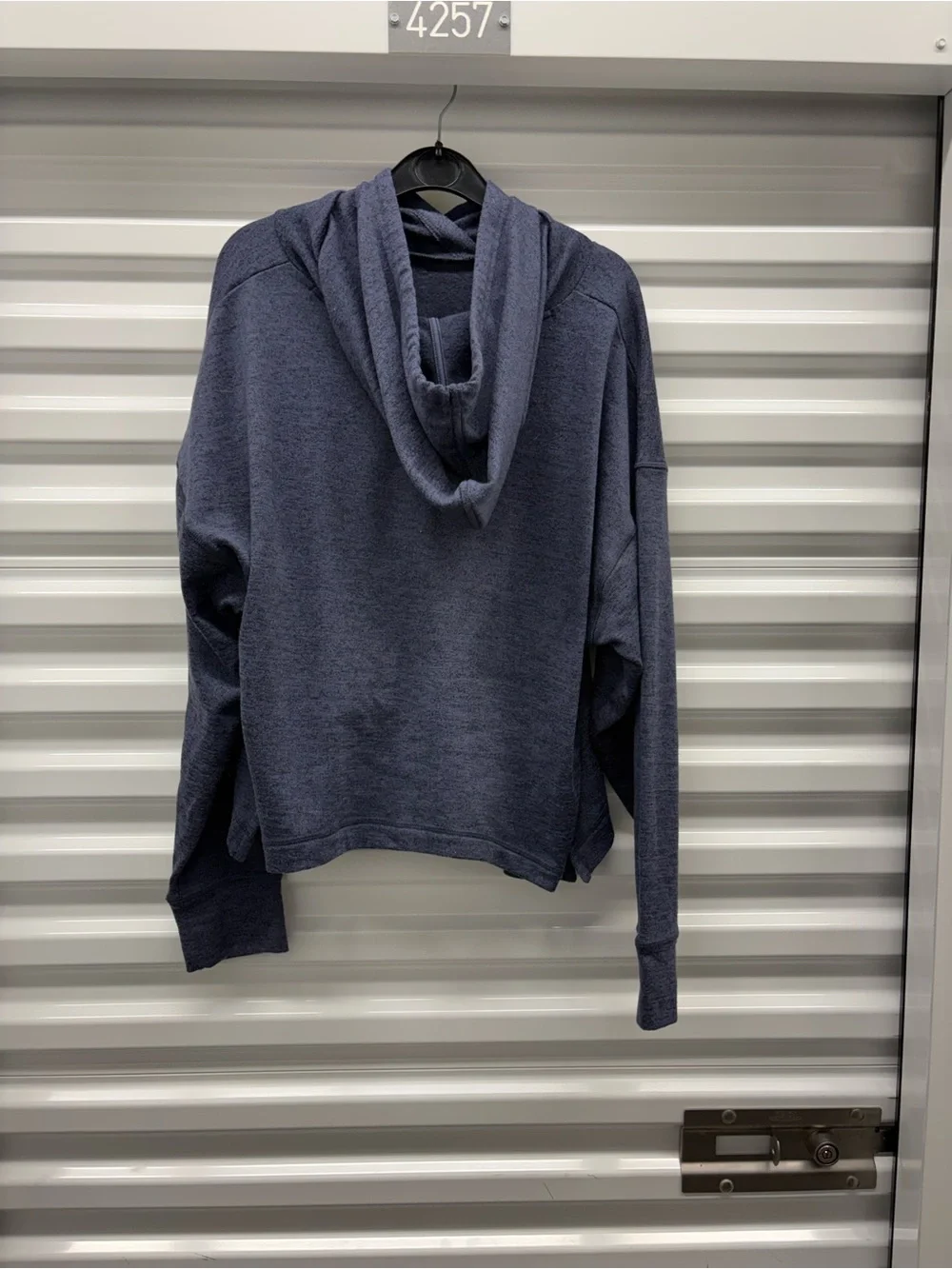 Cozy Heathered Blue Hoodie Men’s Medium